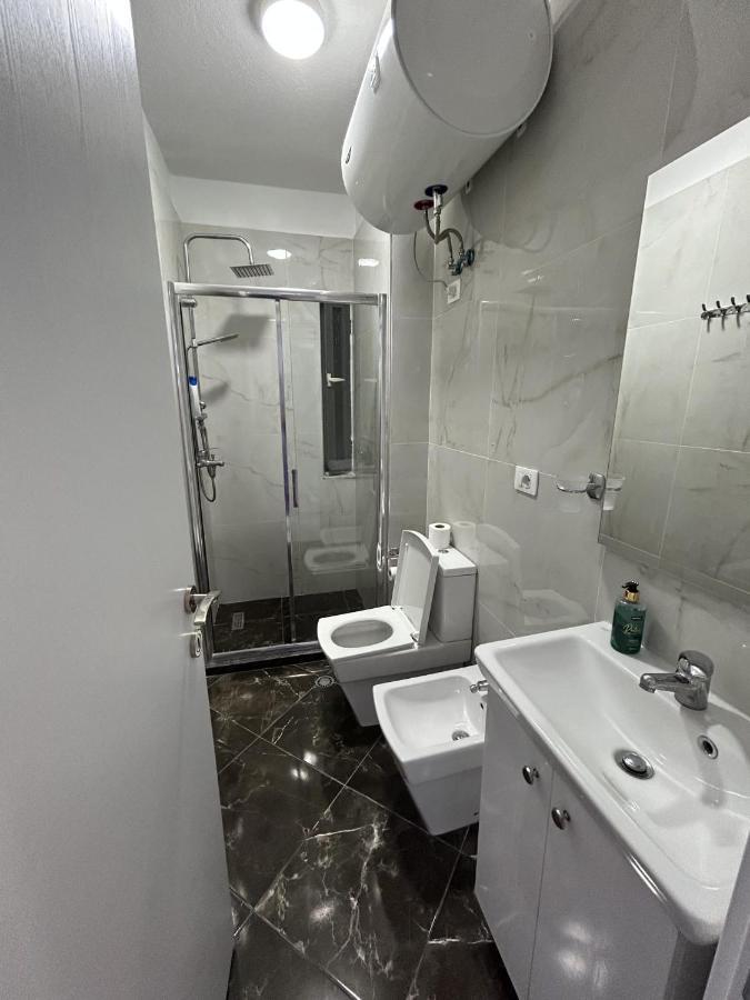 Center, Selvia White Apartment Тирана Екстериор снимка