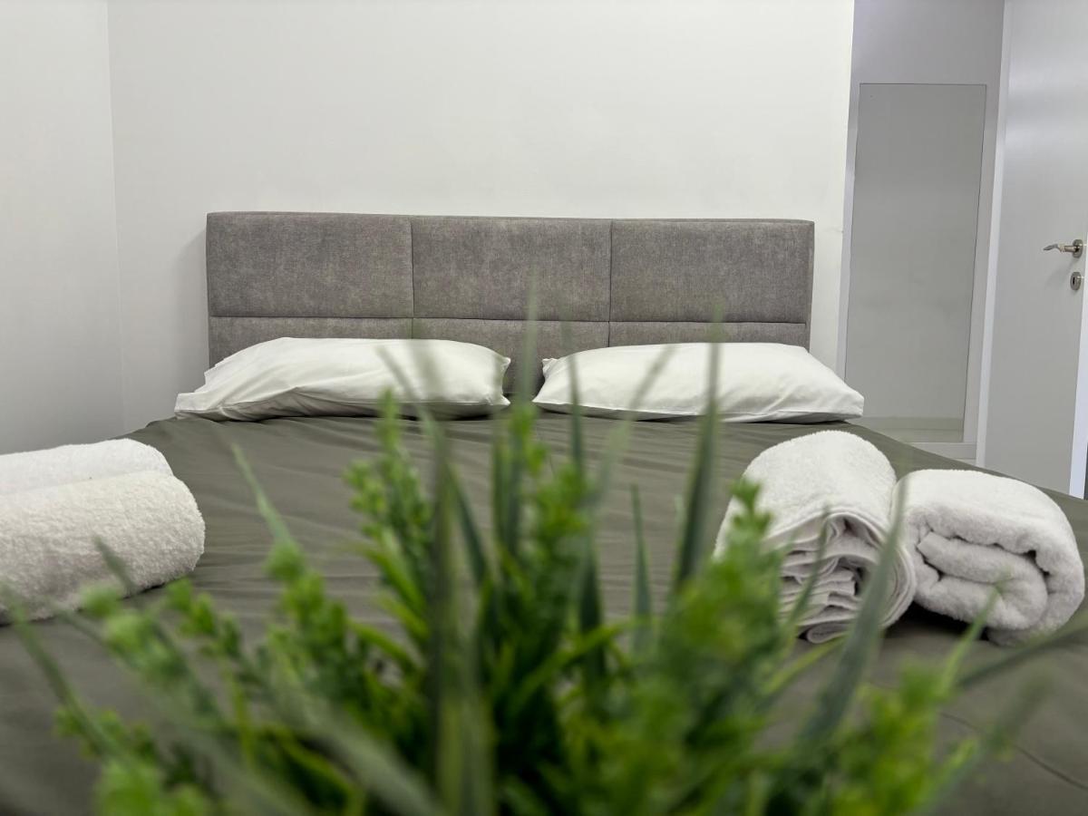 Center, Selvia White Apartment Тирана Екстериор снимка